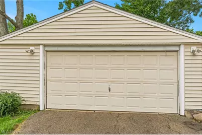 1695 Wiltshire Road, Akron, OH 44313 - Photo 29