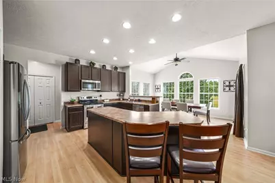 10214 Ridgeview Court, Streetsboro, OH 44241 - Photo 9