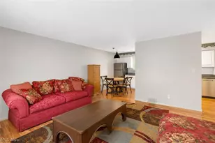 5707 Vickie Ln, Huber Heights, OH 44146 - Photo 9