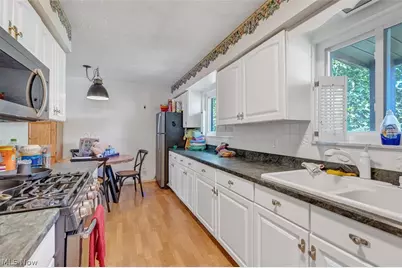 5707 Vickie Lane, Huber Heights, OH 44146 - Photo 7
