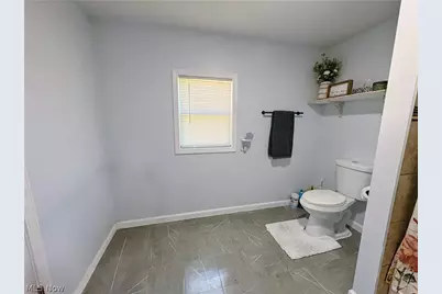 246 Hilliard Road, Elyria, OH 44035 - Photo 31
