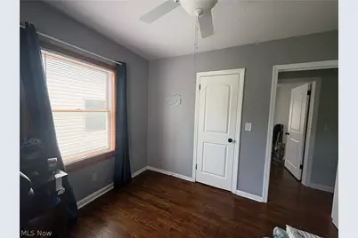 246 Hilliard Road, Elyria, OH 44035 - Photo 15