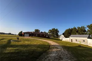 3898 Watertown Rd, Waterford, OH 45786 - Photo 5