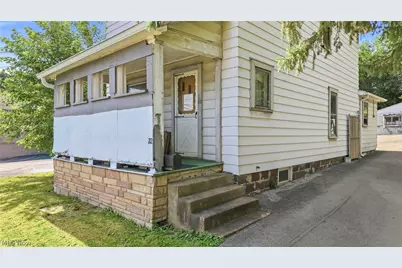 22 Spring Street, Struthers, OH 44471 - Photo 3