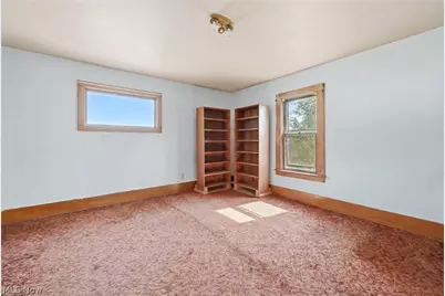 22 Spring Street, Struthers, OH 44471 - Photo 17