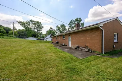 5355 Fulton Drive NW, Canton, OH 44718 - Photo 3