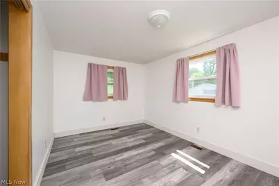 5355 Fulton Drive NW, Canton, OH 44718 - Photo 11
