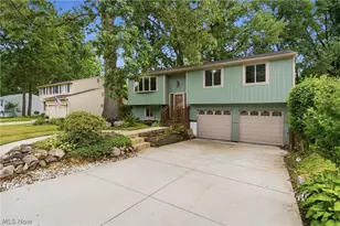 163 Oakhurst Dr, Munroe Falls, OH 44262 - Photo 3