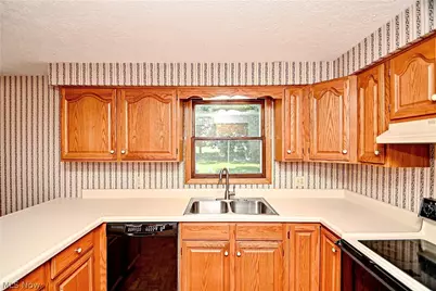 11937 Basswood Avenue NW, Uniontown, OH 44685 - Photo 11