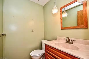 11937 Basswood Ave NW, Uniontown, OH 44685 - Photo 19