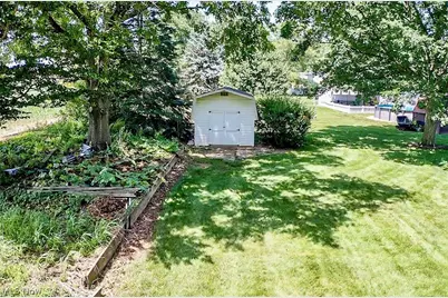 11937 Basswood Avenue NW, Uniontown, OH 44685 - Photo 37
