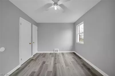 15205 Judson Drive, Loveland, OH 44128 - Photo 11