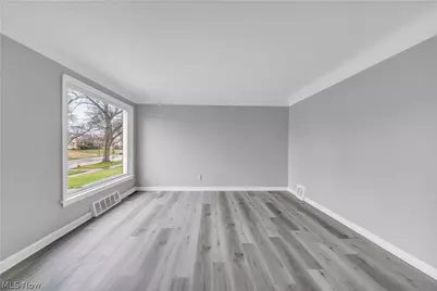 15205 Judson Drive, Loveland, OH 44128 - Photo 5