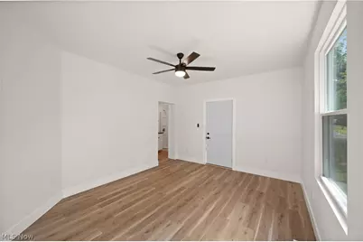 403 E Montgomery Street, Marietta, OH 45750 - Photo 5