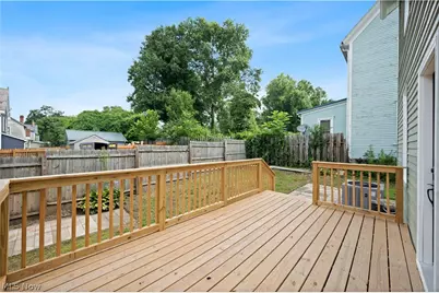 403 E Montgomery Street, Marietta, OH 45750 - Photo 25