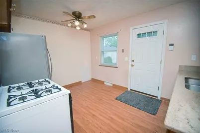 18400 Rockland Avenue, Loveland, OH 44135 - Photo 9