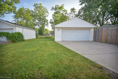 18400 Rockland Avenue, Loveland, OH 44135 - Photo 43