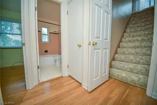 18400 Rockland Ave, Loveland, OH 44135 - Photo 21