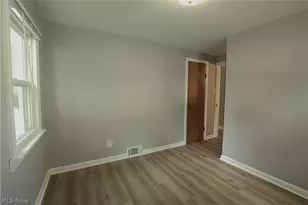34 Kenmore Ave, Barberton, OH 44203 - Photo 23