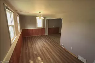 34 Kenmore Ave, Barberton, OH 44203 - Photo 7