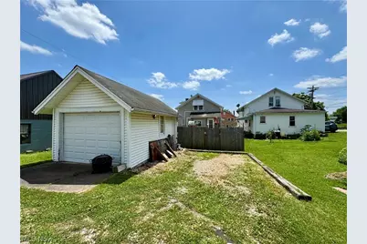 402 E Marietta St. Manor, Woodsfield, OH 43793 - Photo 7
