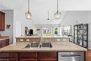 8329 Beaumont Dr, Mentor, OH 44060 - Photo 25