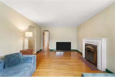1904 Lincoln Way E, Massillon, OH 44646 - Photo 5