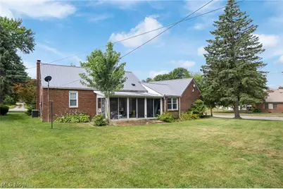 1904 Lincoln Way E, Massillon, OH 44646 - Photo 31