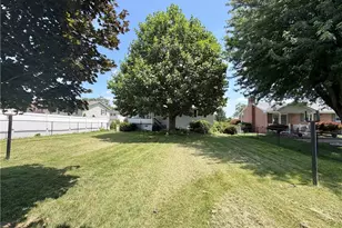 109 Dubey Ln, Weirton, WV 26062 - Photo 15
