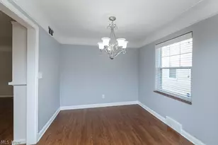 14733 Grapeland Ave, Loveland, OH 44111 - Photo 9