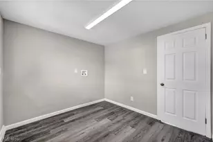 12215 National Dr, Grafton, OH 44044 - Photo 19