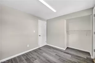 12215 National Dr, Grafton, OH 44044 - Photo 17