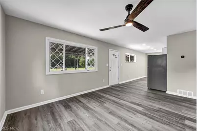 12215 National Drive, Grafton, OH 44044 - Photo 11