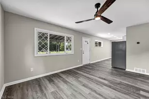12215 National Dr, Grafton, OH 44044 - Photo 11