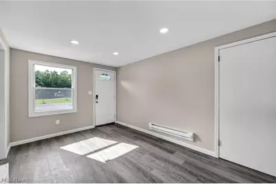 12215 National Drive, Grafton, OH 44044 - Photo 15