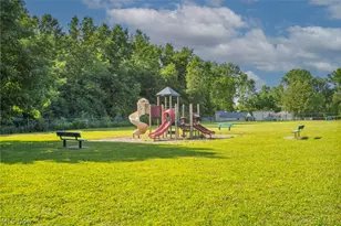 12215 National Dr, Grafton, OH 44044 - Photo 39