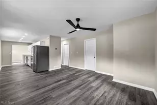 12215 National Dr, Grafton, OH 44044 - Photo 11