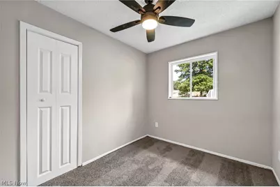 12215 National Drive, Grafton, OH 44044 - Photo 27