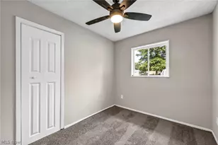 12215 National Dr, Grafton, OH 44044 - Photo 27