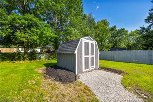 12215 National Dr, Grafton, OH 44044 - Photo 35