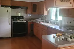 6359 Balsam Dr, Amherst, OH 44001 - Photo 7