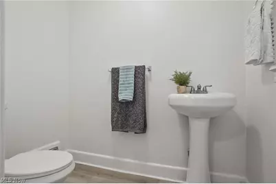 2226 26th Street SW, Akron, OH 44314 - Photo 11