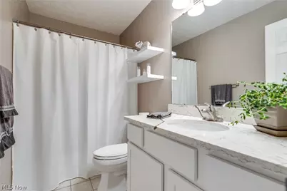 13452 Sunflower Avenue NW, Mogadore, OH 44260 - Photo 25