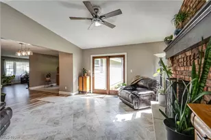 13452 Sunflower Ave NW, Mogadore, OH 44260 - Photo 19