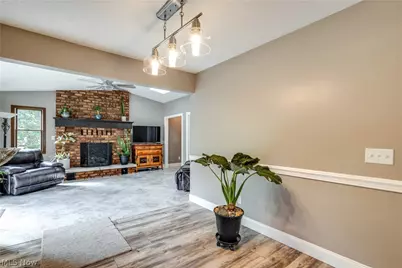 13452 Sunflower Avenue NW, Mogadore, OH 44260 - Photo 9