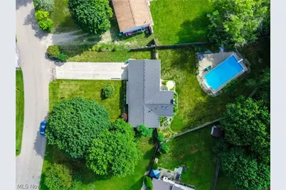 13452 Sunflower Avenue NW, Mogadore, OH 44260 - Photo 37