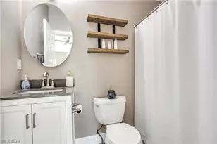 13452 Sunflower Ave NW, Mogadore, OH 44260 - Photo 21