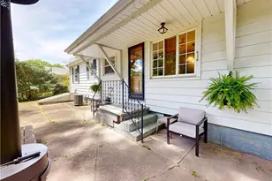 1051 Crown Ave, Ravenna, OH 44266 - Photo 5