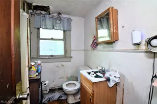 30 W Dalton St, Akron, OH 44310 - Photo 17