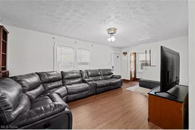 819 Keeney Street, Akron, OH 44310 - Photo 11